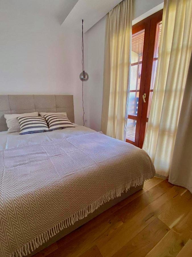 Apartman Zara Komarno Exterior photo